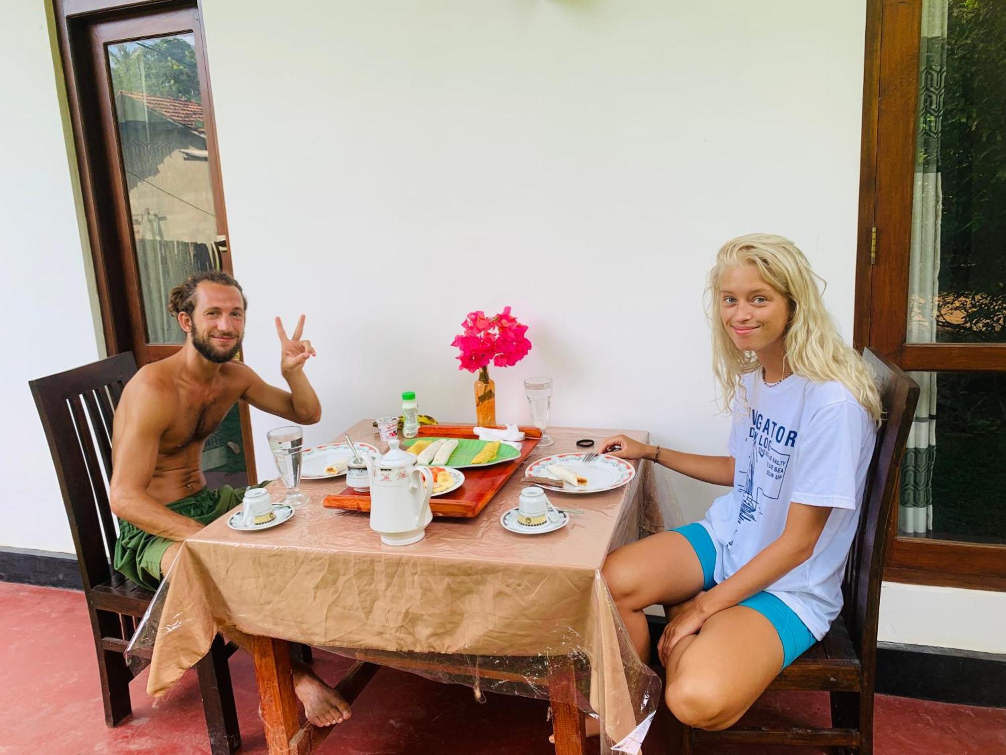 Leo Homestay ดิคเวลลา ภายนอก รูปภาพ