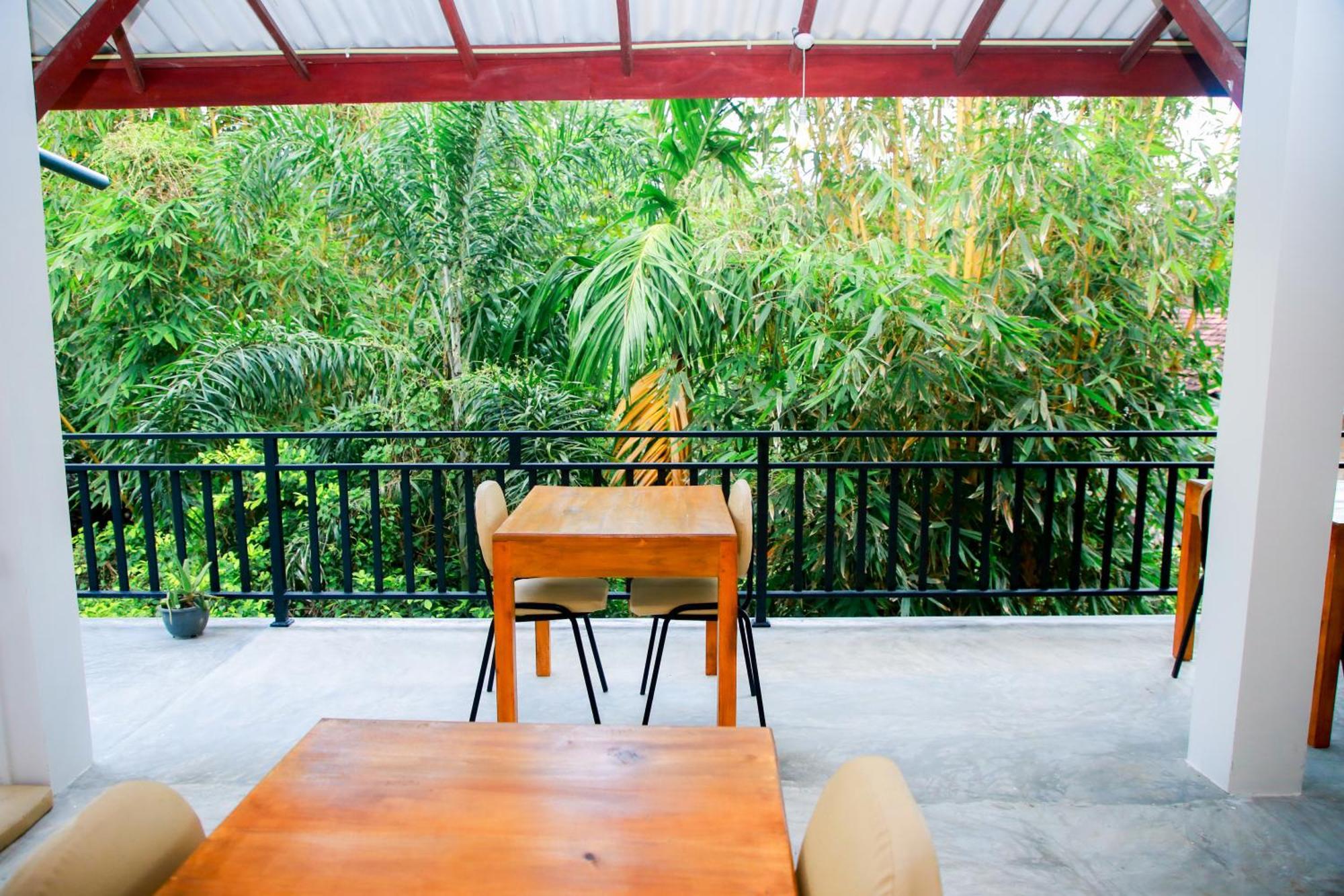 Leo Homestay ดิคเวลลา ภายนอก รูปภาพ