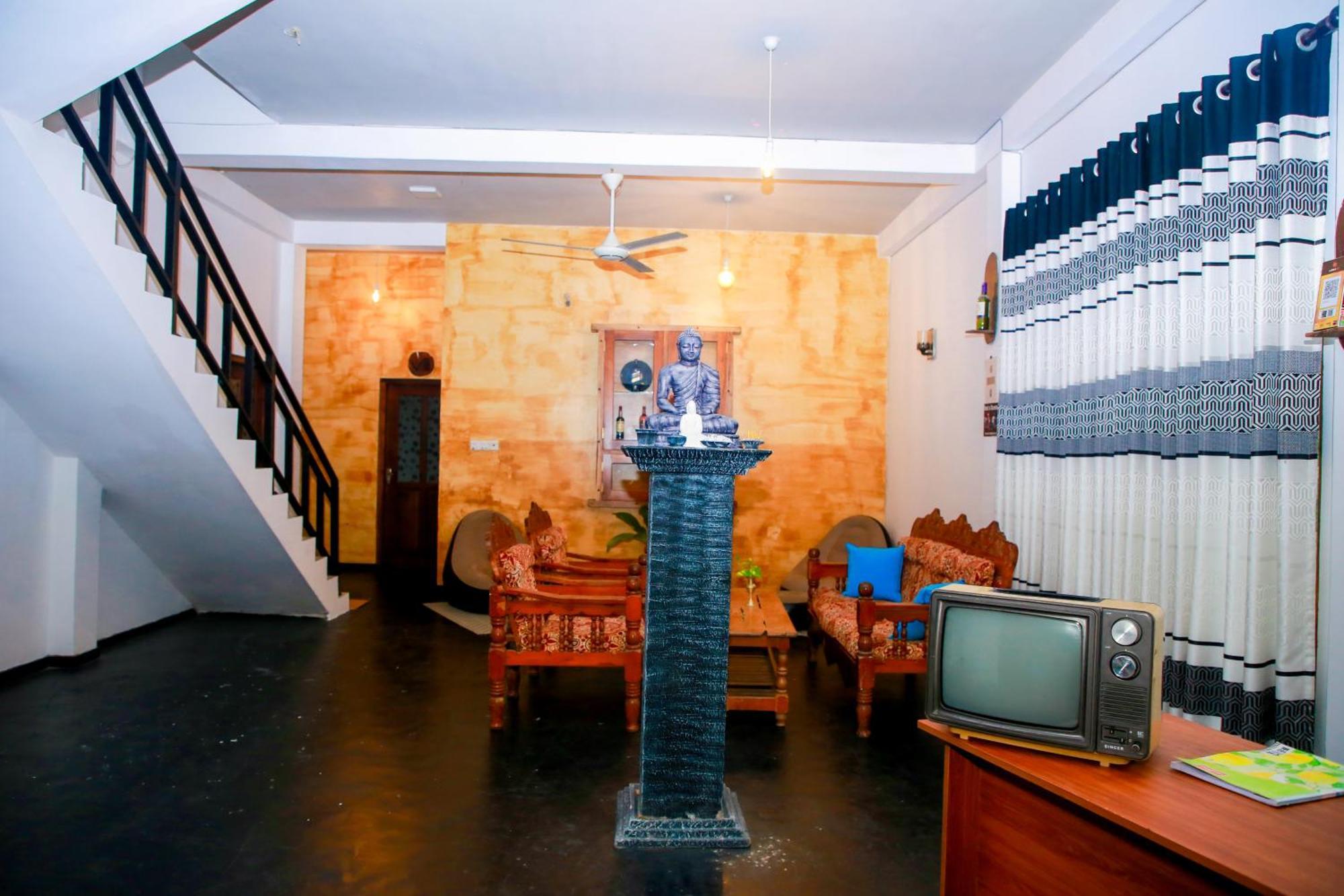 Leo Homestay ดิคเวลลา ภายนอก รูปภาพ
