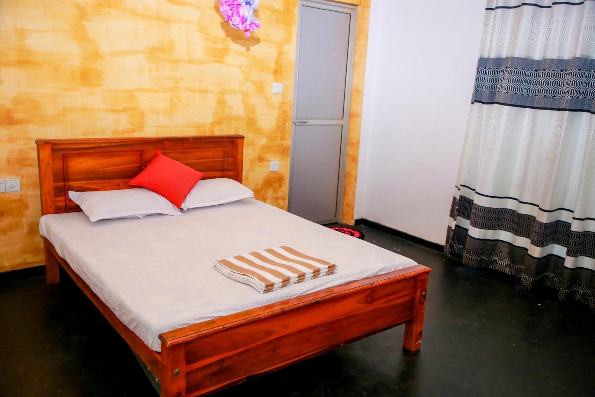 Leo Homestay ดิคเวลลา ภายนอก รูปภาพ